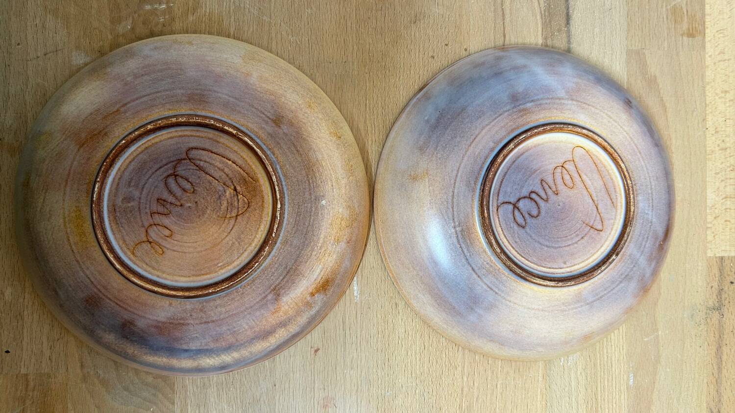 Set of 2 Seahorse plates by Monique Brunner in Vence