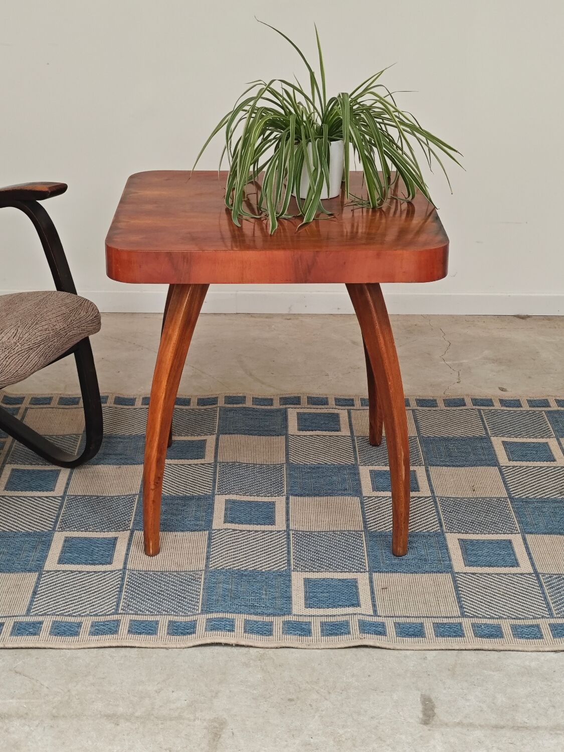 Living room table H259 spider by Jindrich Halabala 1950