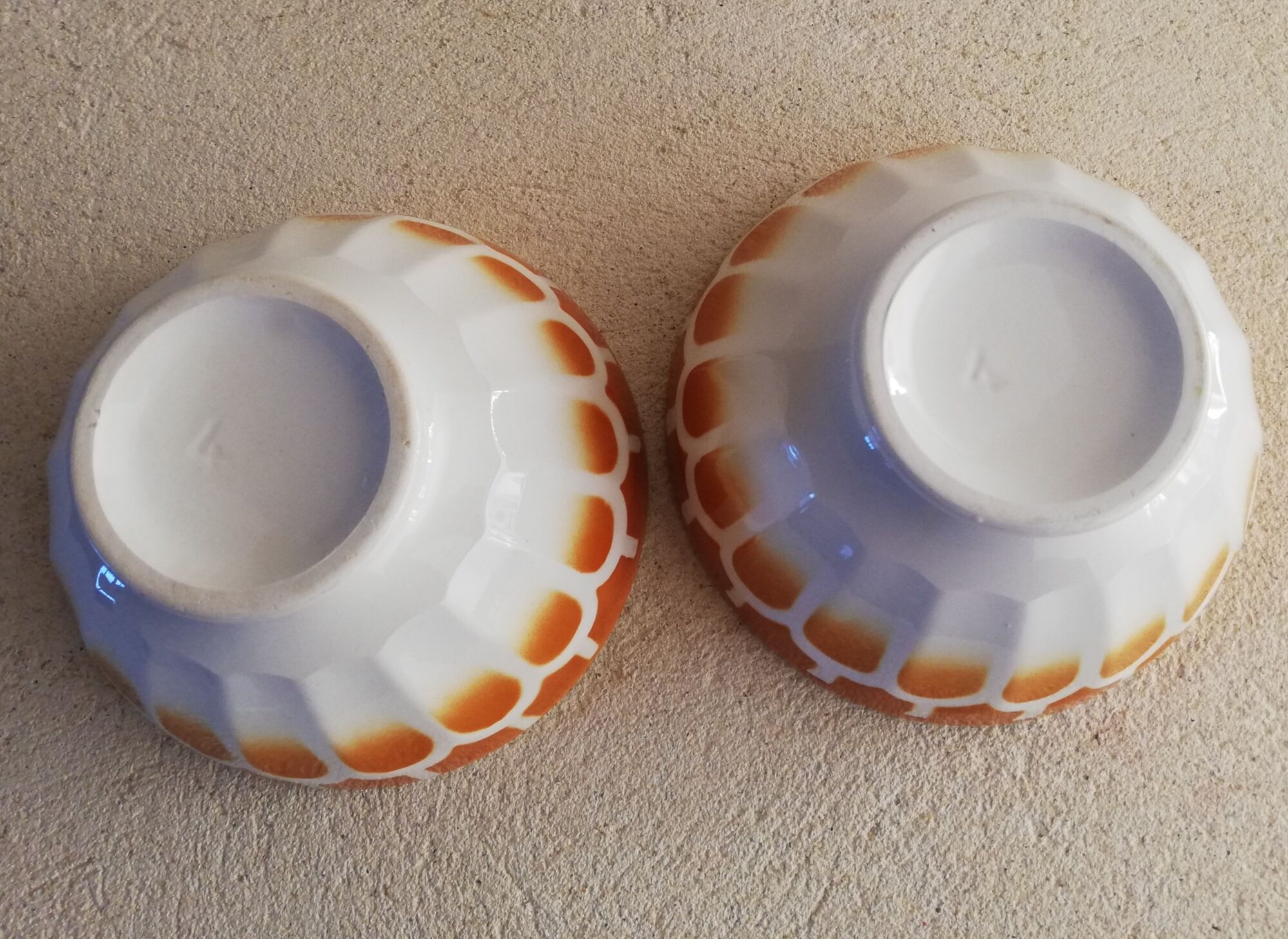 2 bowls of iron earth