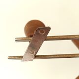 Coat rack with 4 wooden hooks