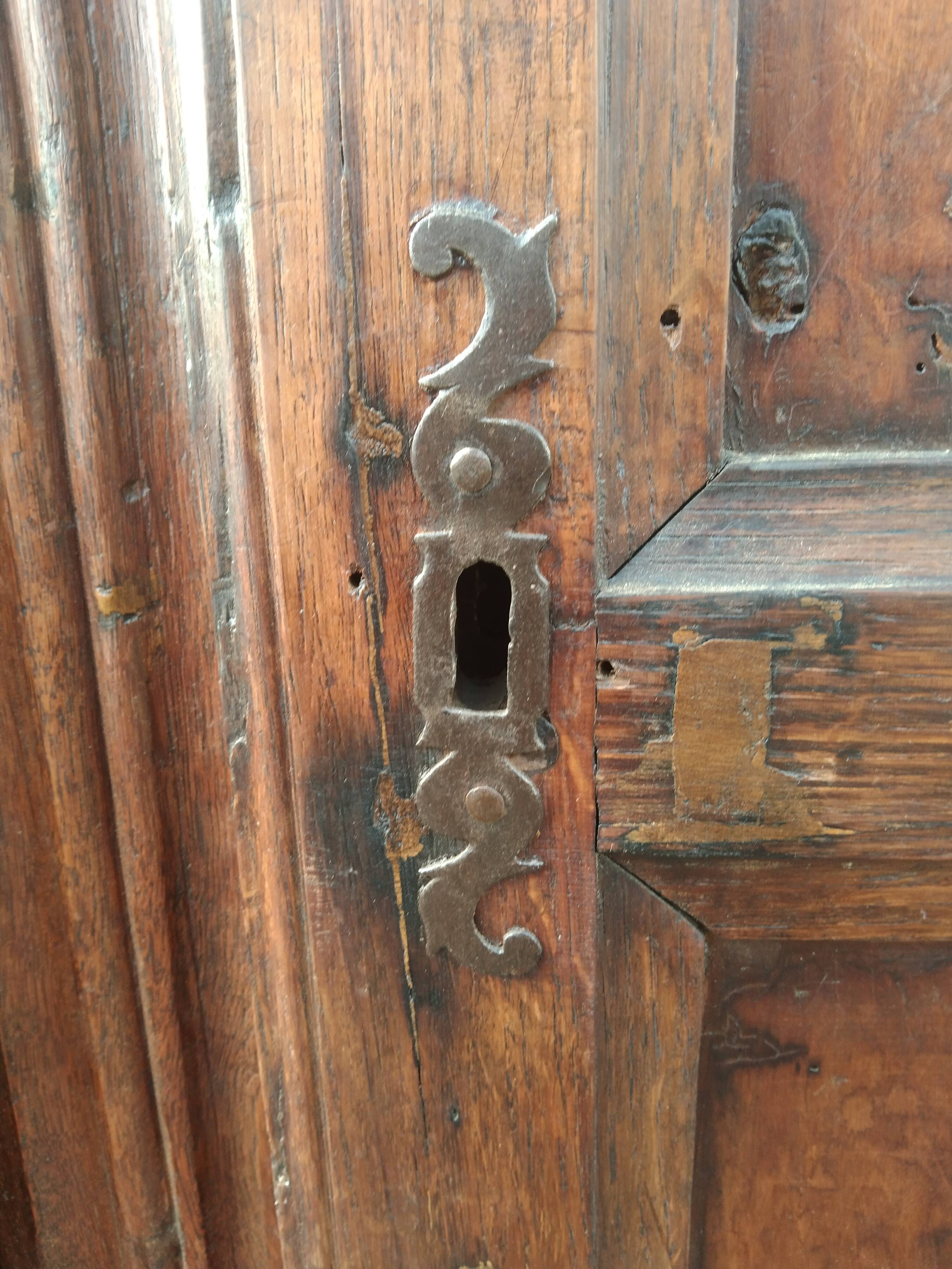 Auvergne wardrobe 18th century