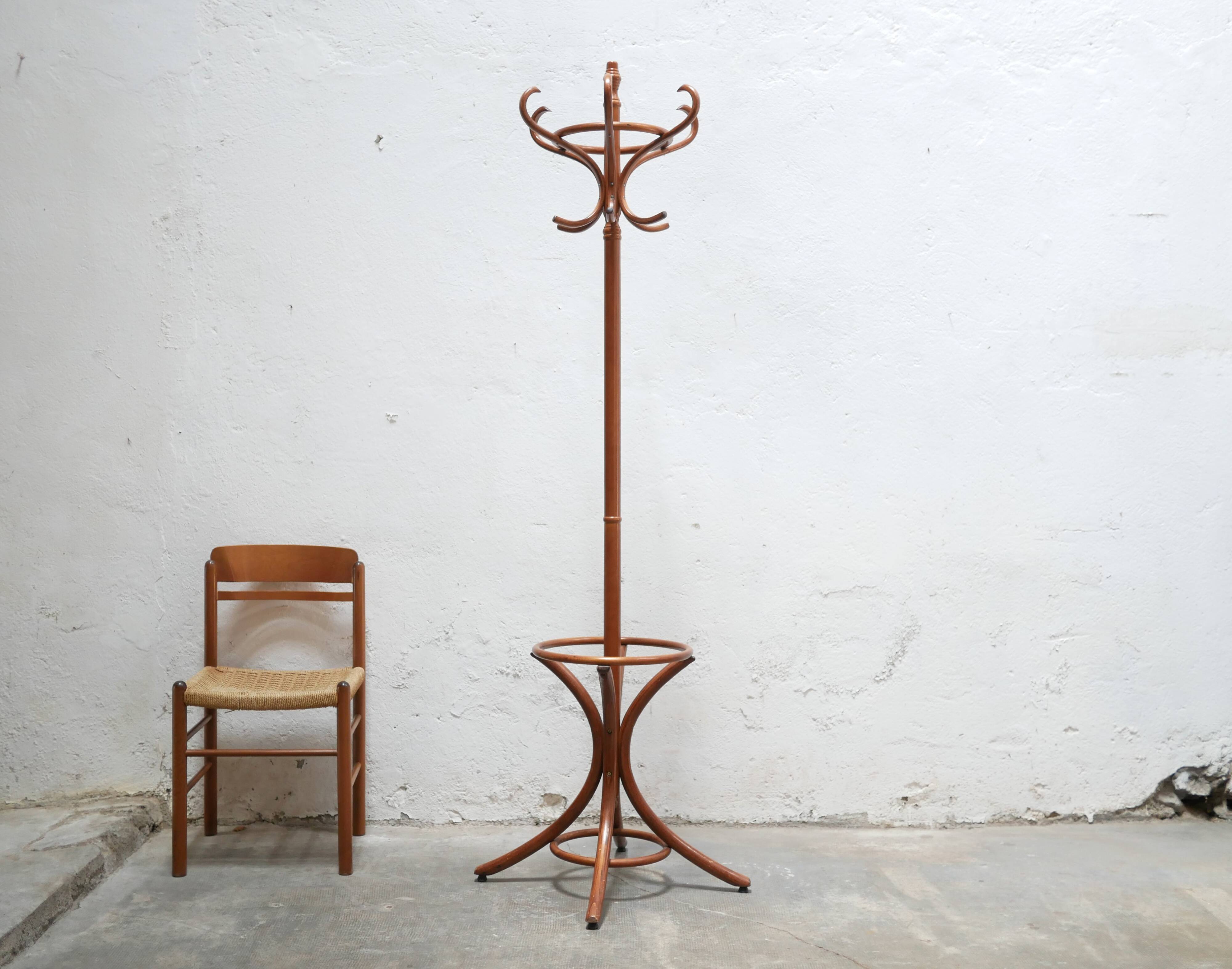 Vintage wooden parrot coat rack