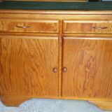 Mado low buffet, green balatum tray