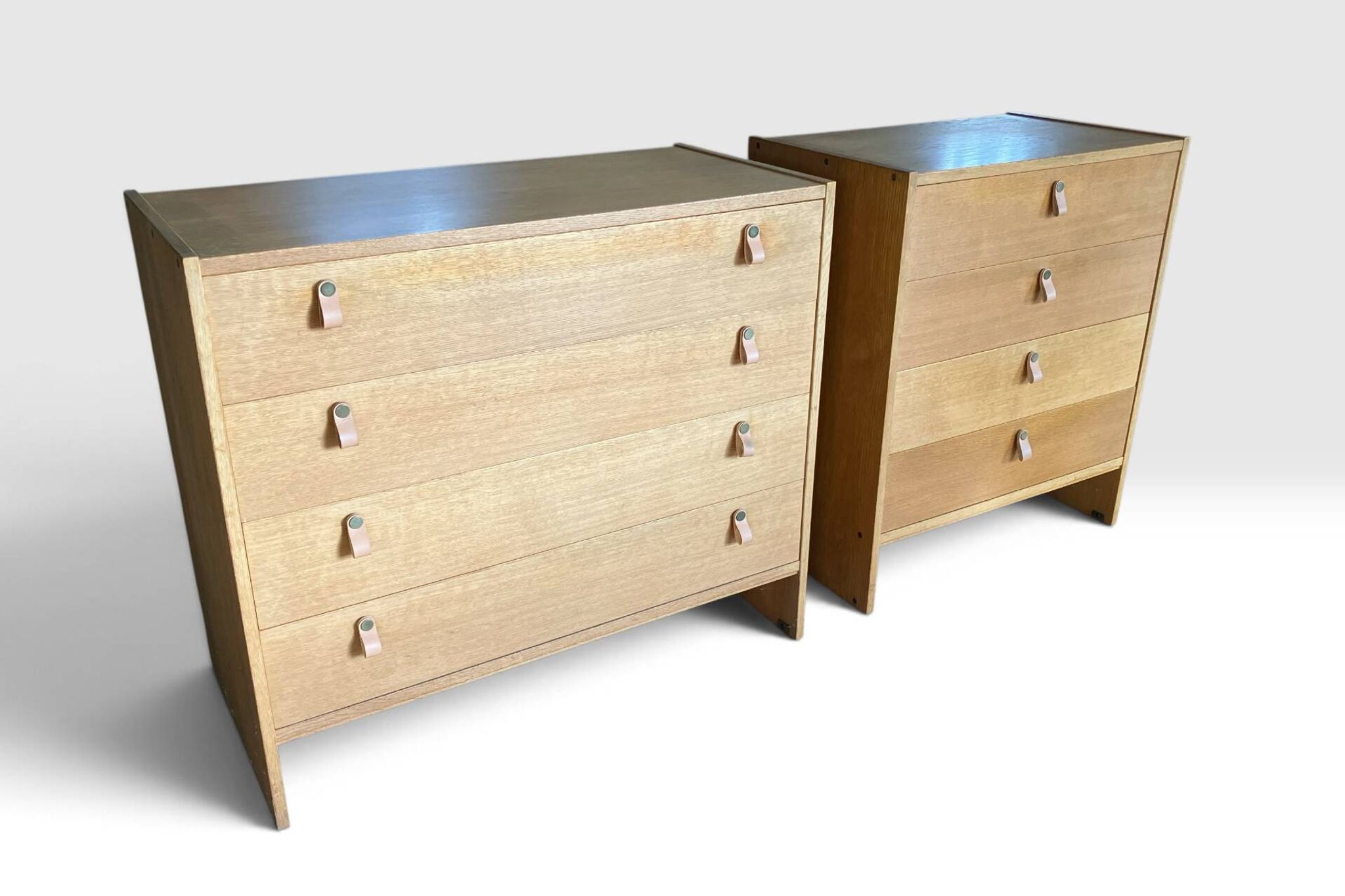 2 commodes Søborg en chêne scandinave