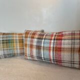 Duo of cushions