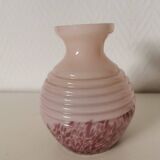 vase en opaline rond , rose et violet années 40