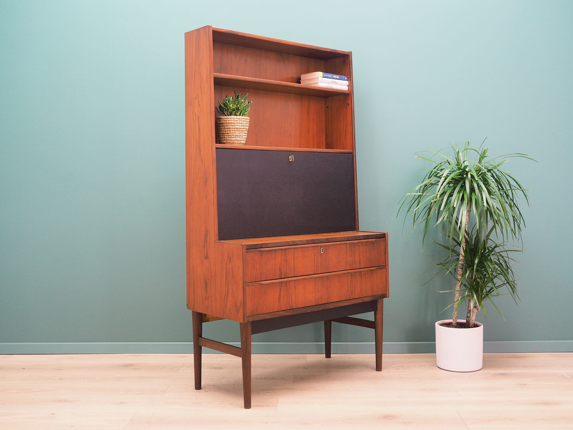 Secretary in teak, Danish design, 70's