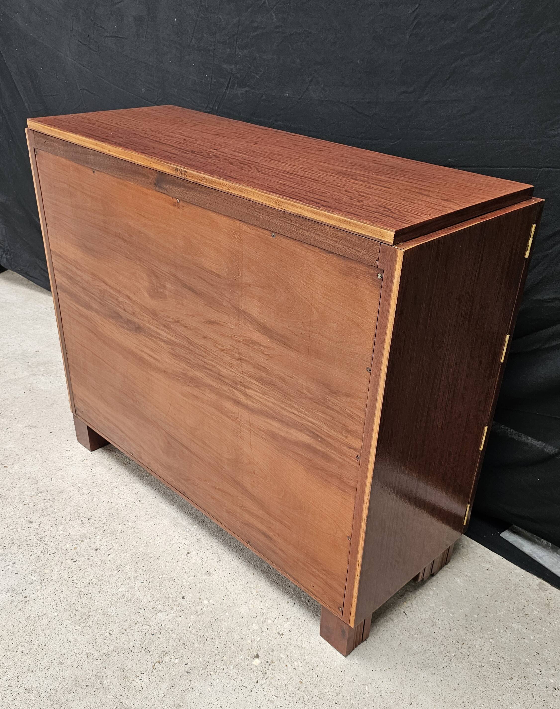 Art Deco buffet by Saddier & Fils in solid rosewood and veneer.