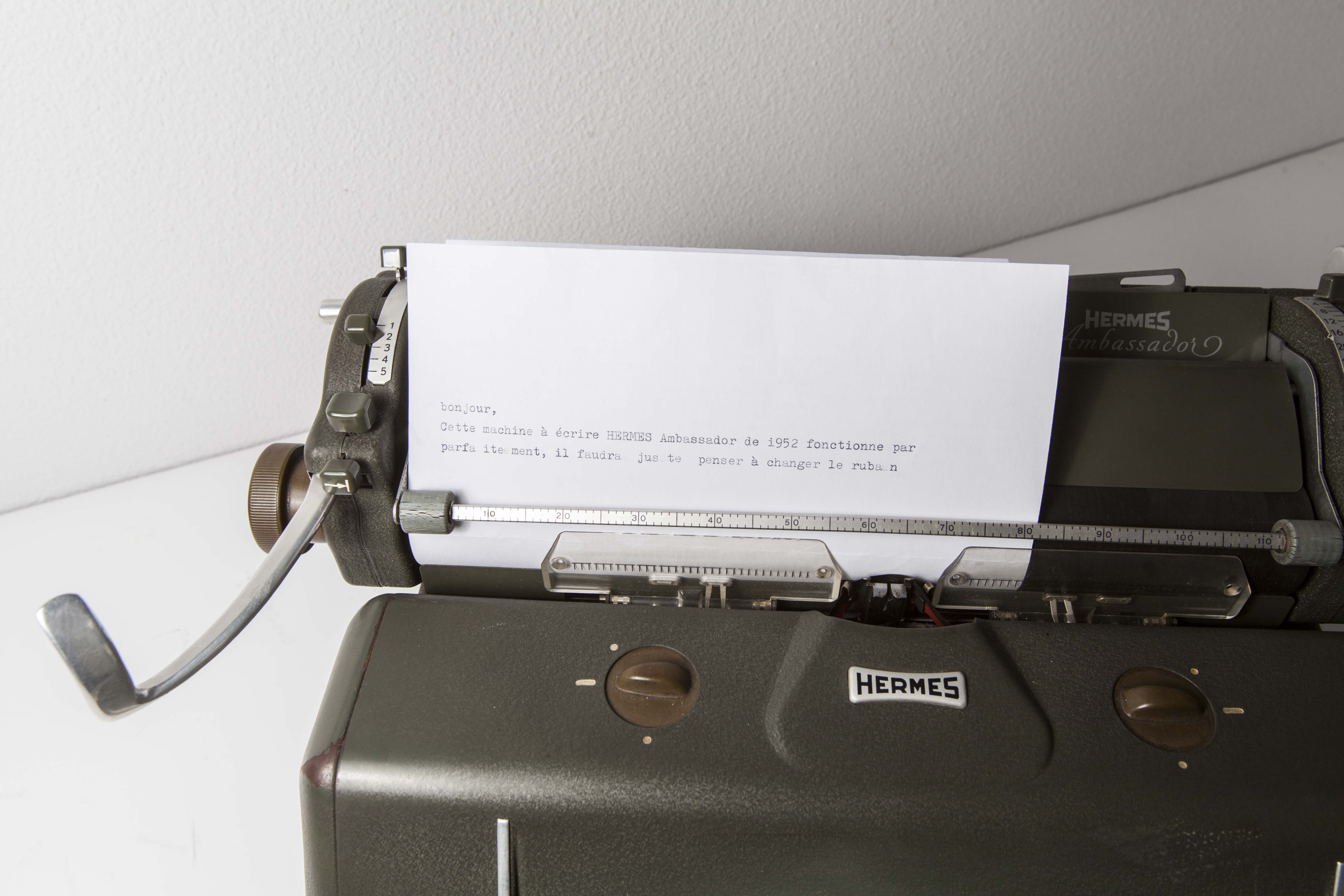 Hermes ambassador typewriter, 1952