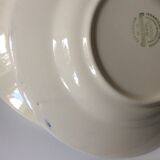 4 flat plates and 4 hollow plates