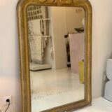 Miroir ancien Louis-Philippe sculpté et doré à la feuille