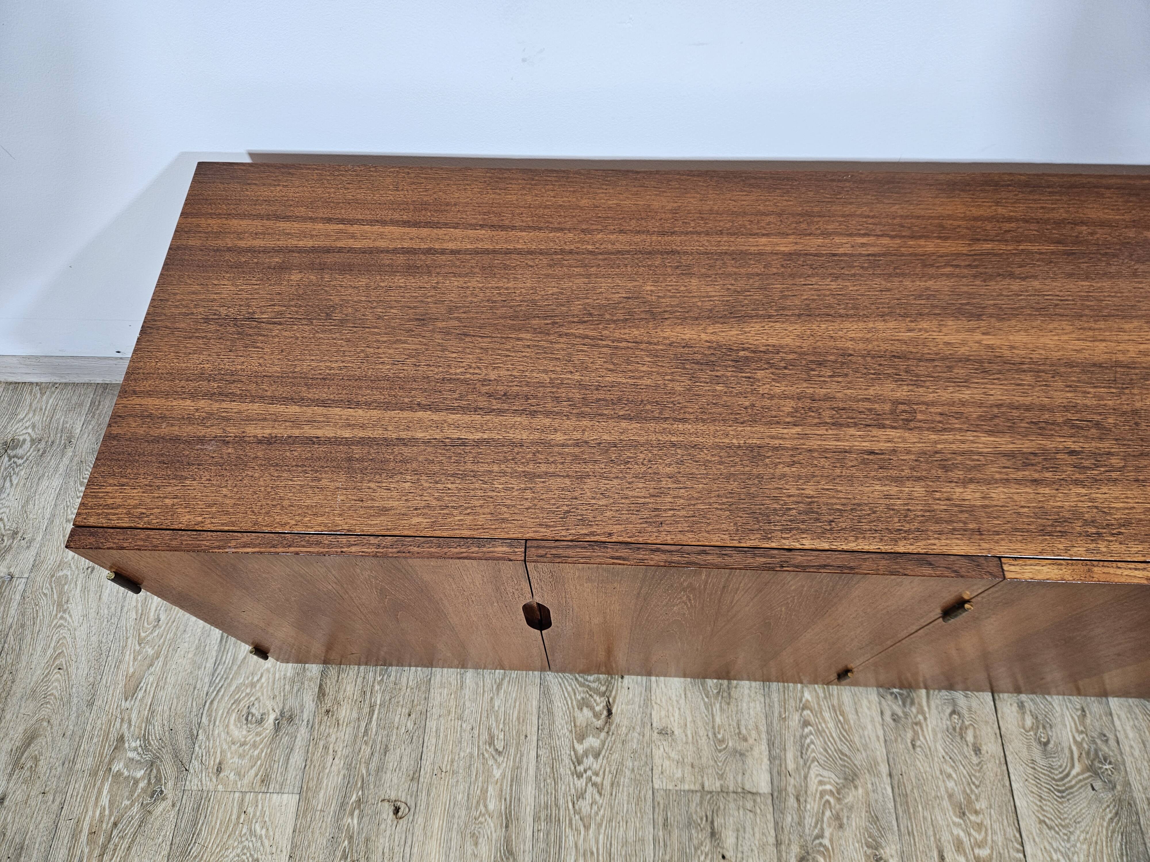 Icône du design, commode en teck, moderne du milieu du siècle, années 1960.