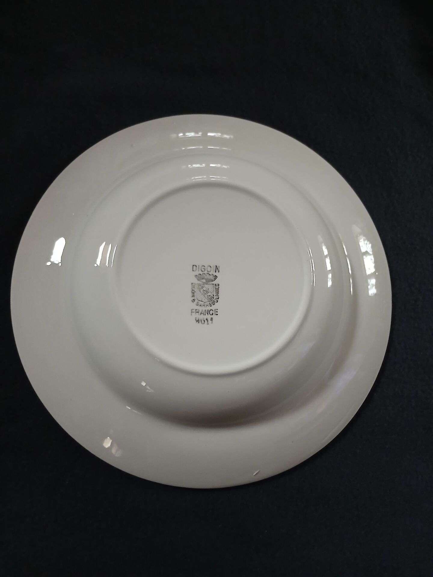 8 mismatched antique deep plates