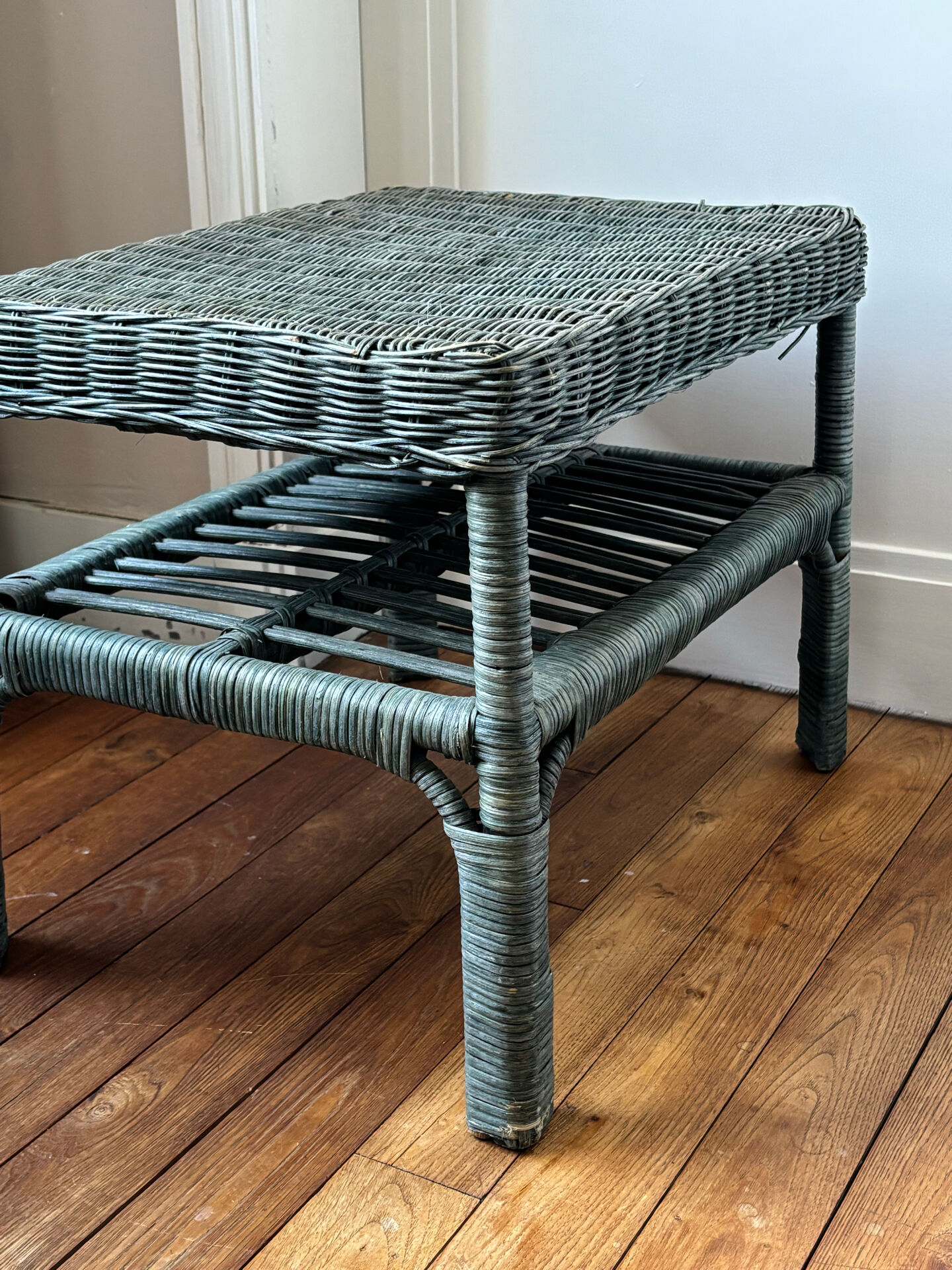 Table basse en rotin