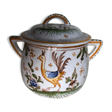 Pot covered with Moustiers