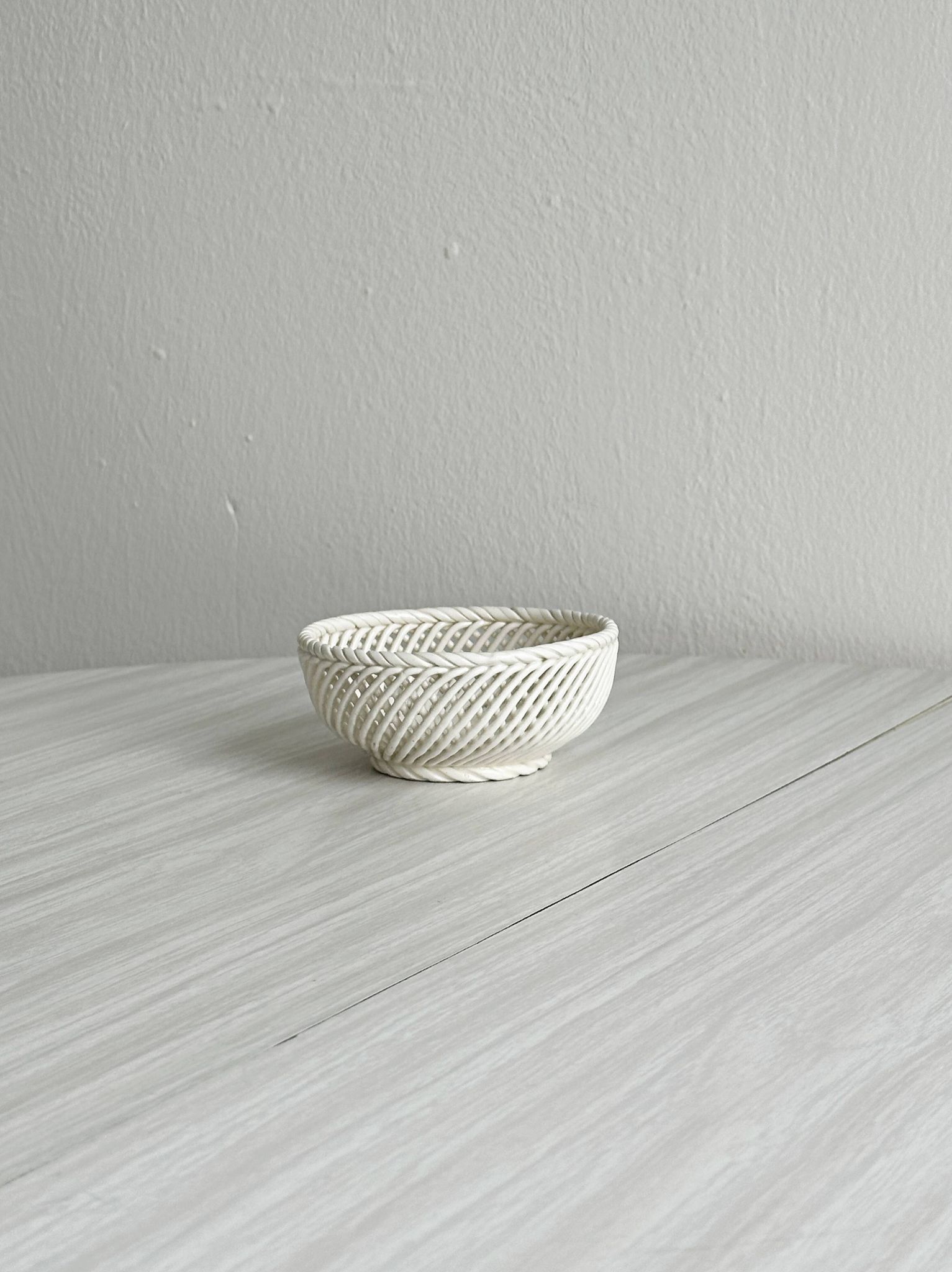 Coupelle en porcelaine torsadée italienne