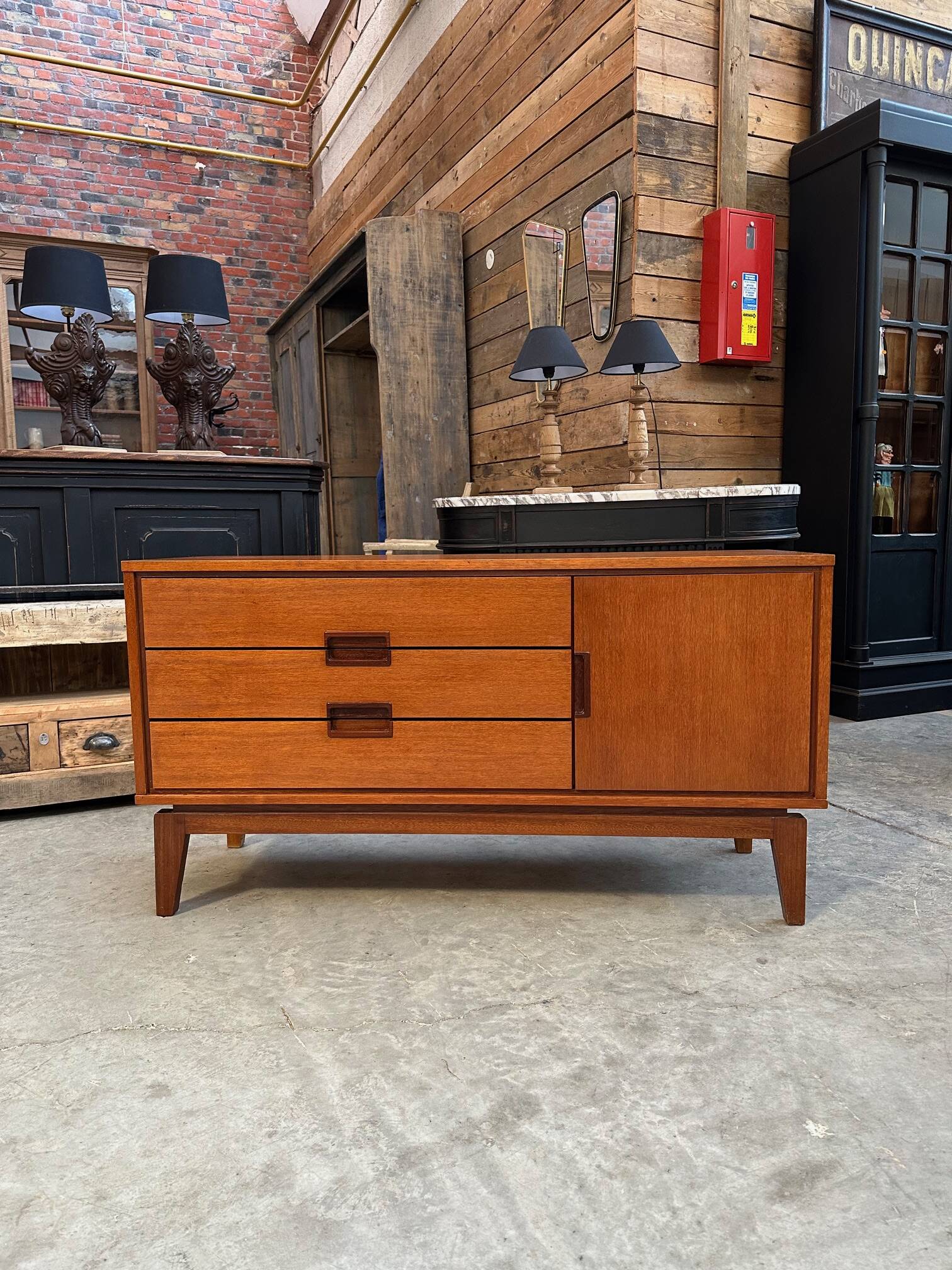 Petite enfilade scandinave en teck