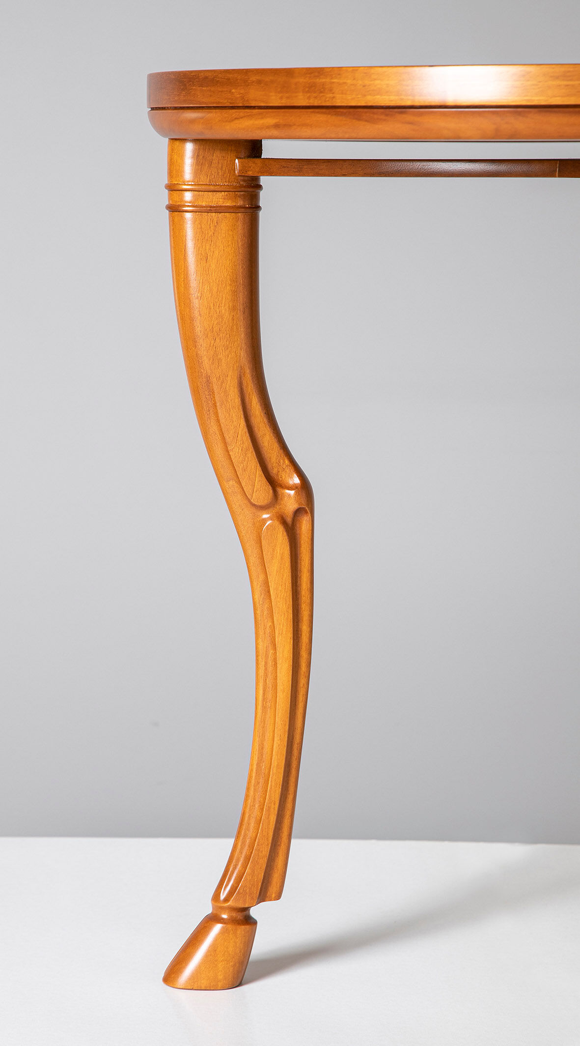 Trapeza table - ancient greek