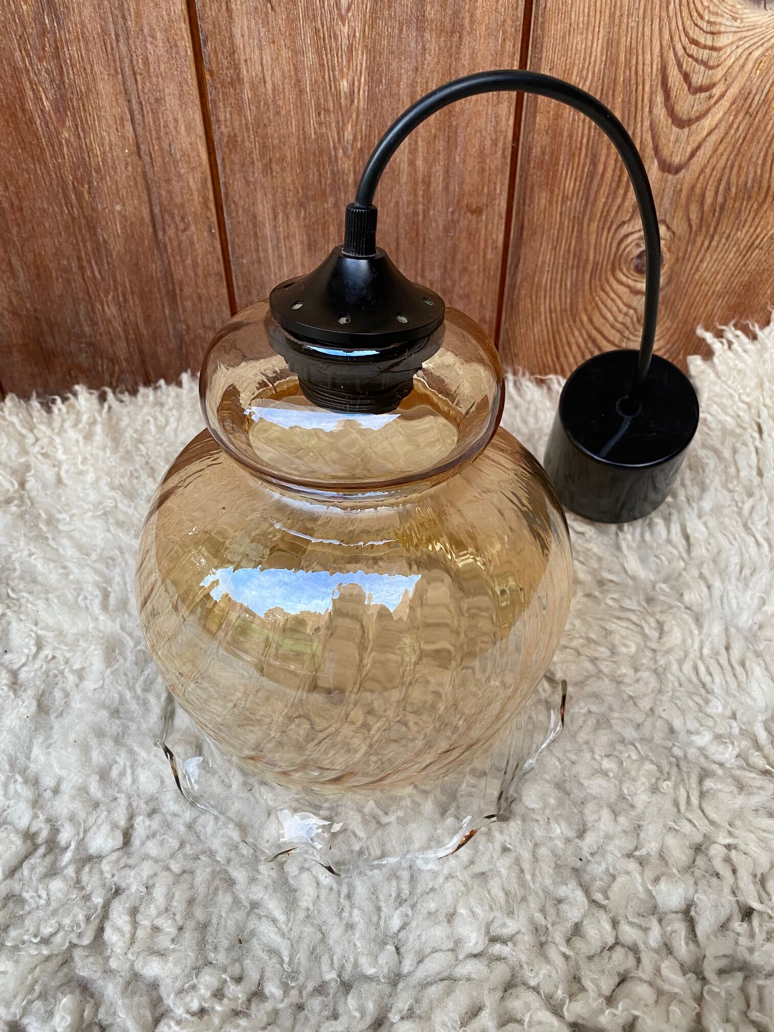 Tulip suspension in vintage amber glass