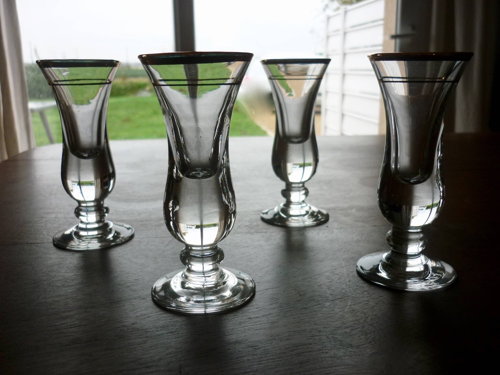 4 bistro stemmed glasses