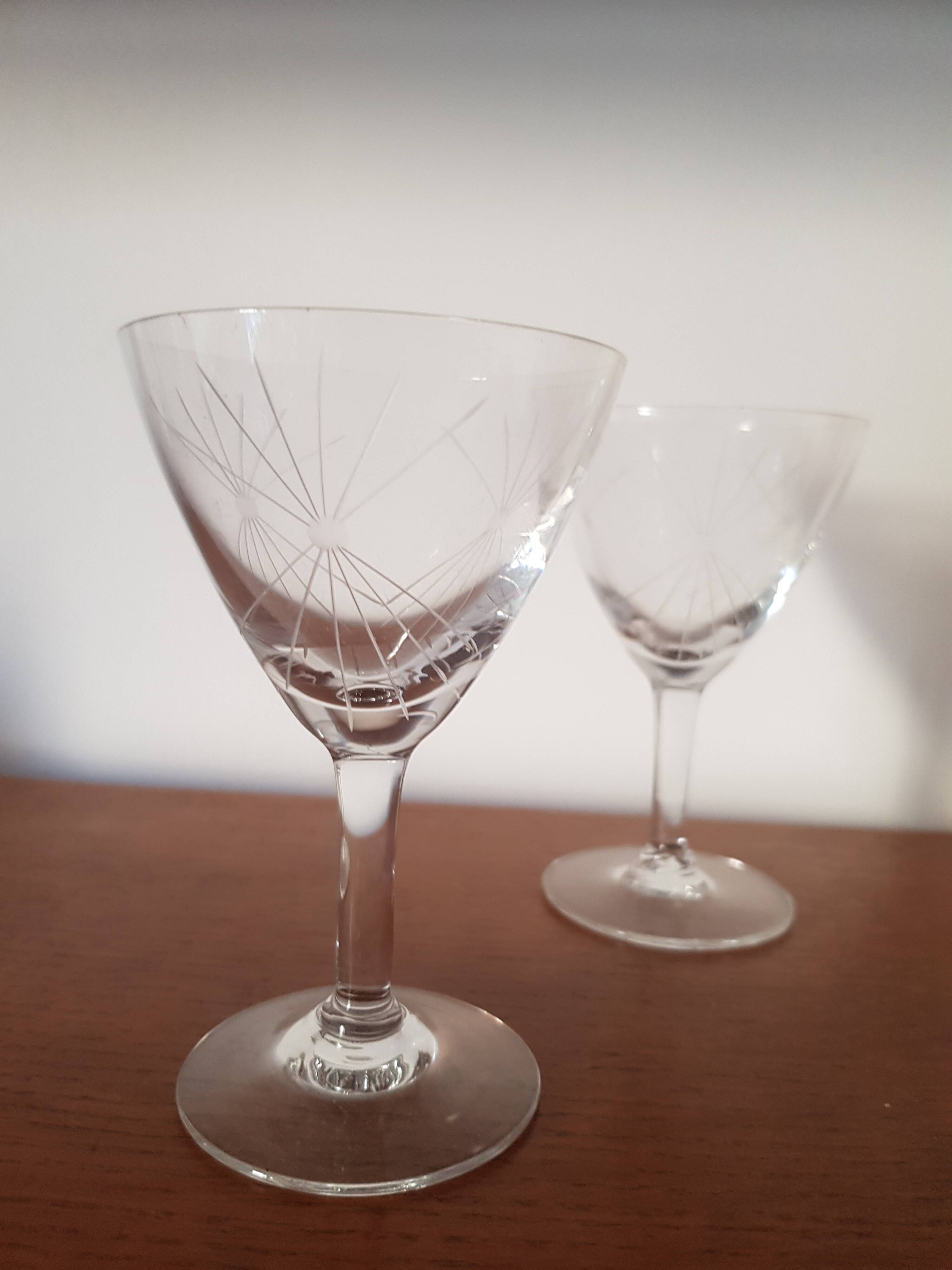 Set of 4 star-engraved glasses from the 50s