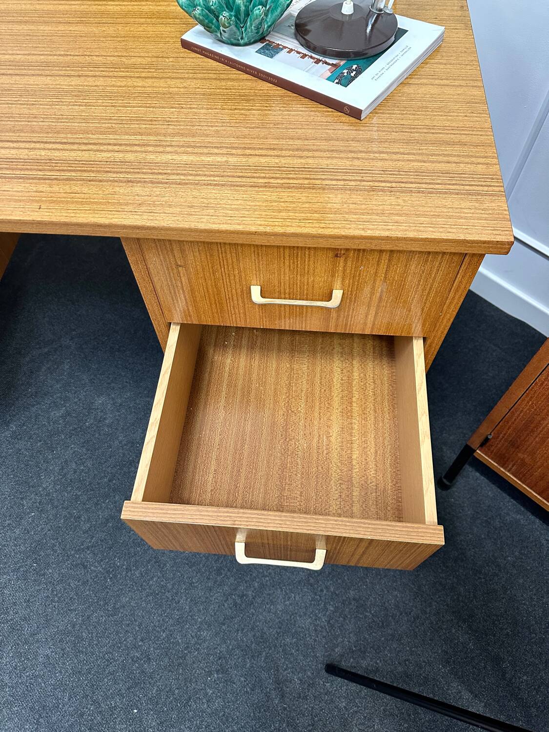 Vintage desk with spindle legs