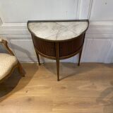Half moon dresser