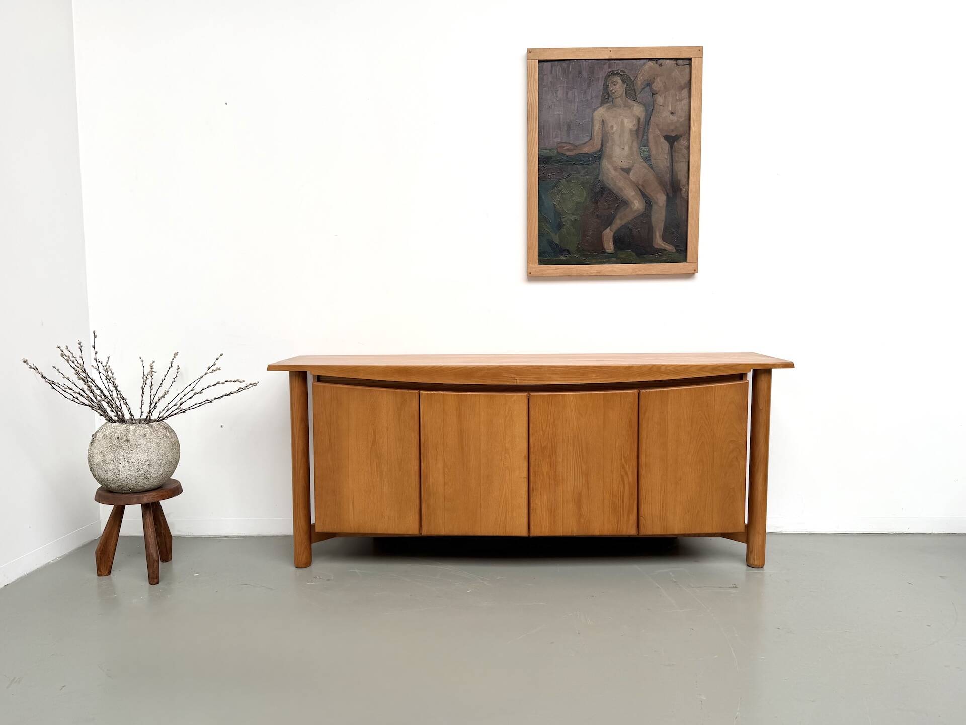 Enfilade galbée Maison Regain en orme massif, 1970