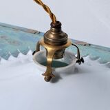 Serrated opaline suspension