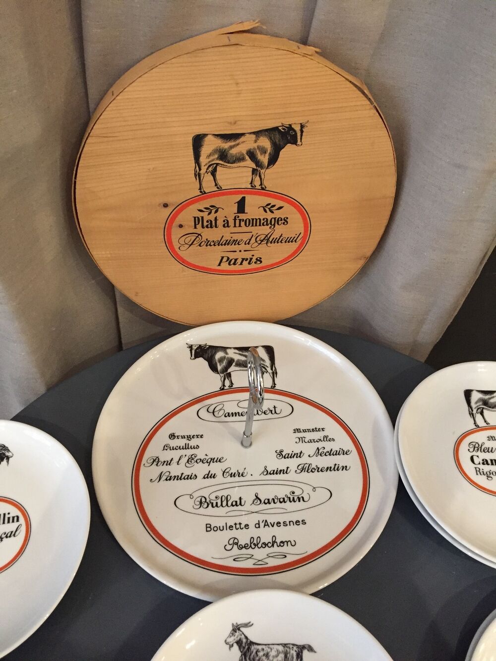 CHEESE SERVICE 12 PLATES AND PORCELAIN TRAY AUTEUIL CREATION JACQUES LOBJOY