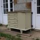 Commode asymétrique art déco – Marbre & vert crème