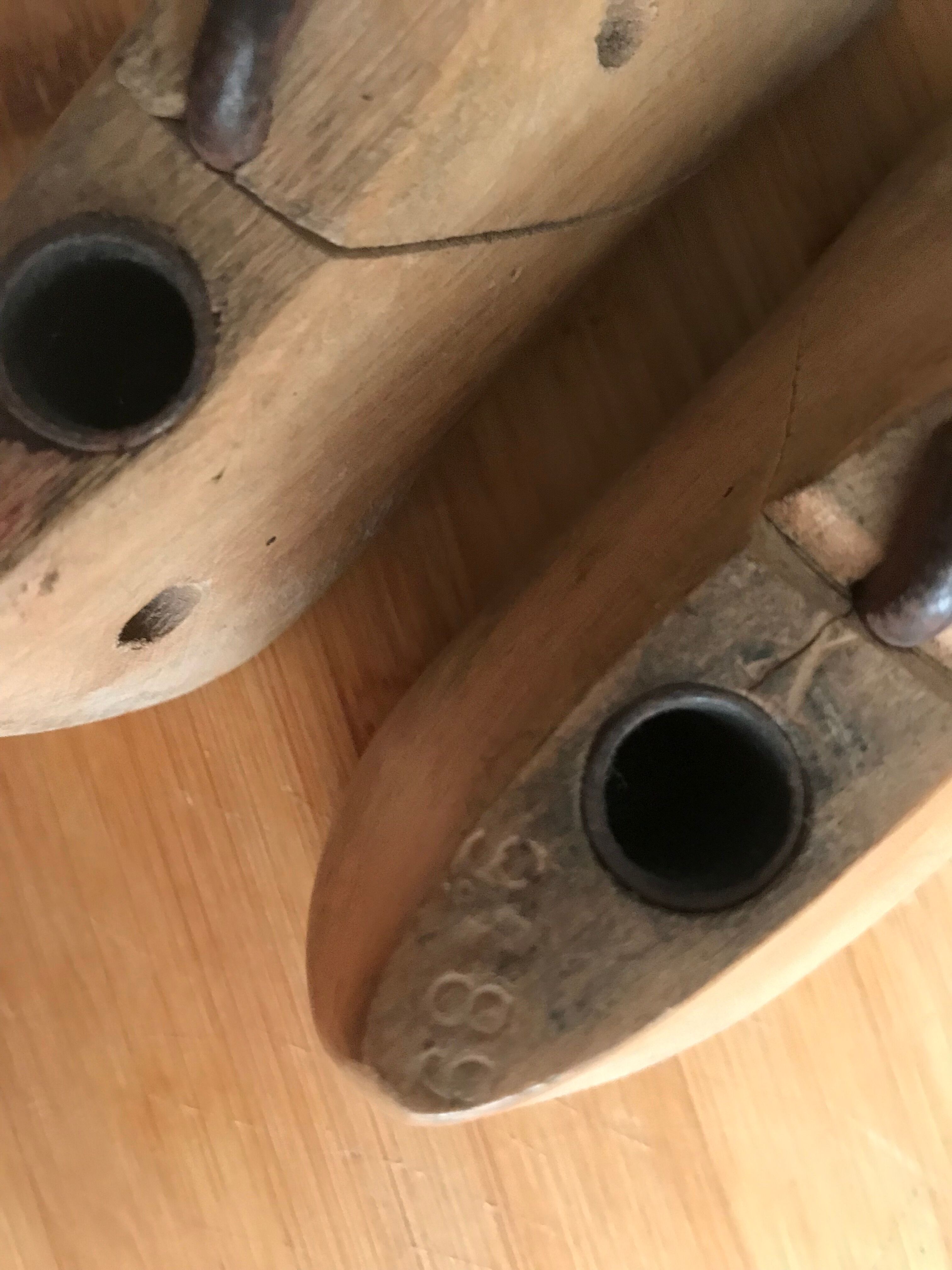 FORMER CHILDREN'S SHOE TREES (wood) the PAIR