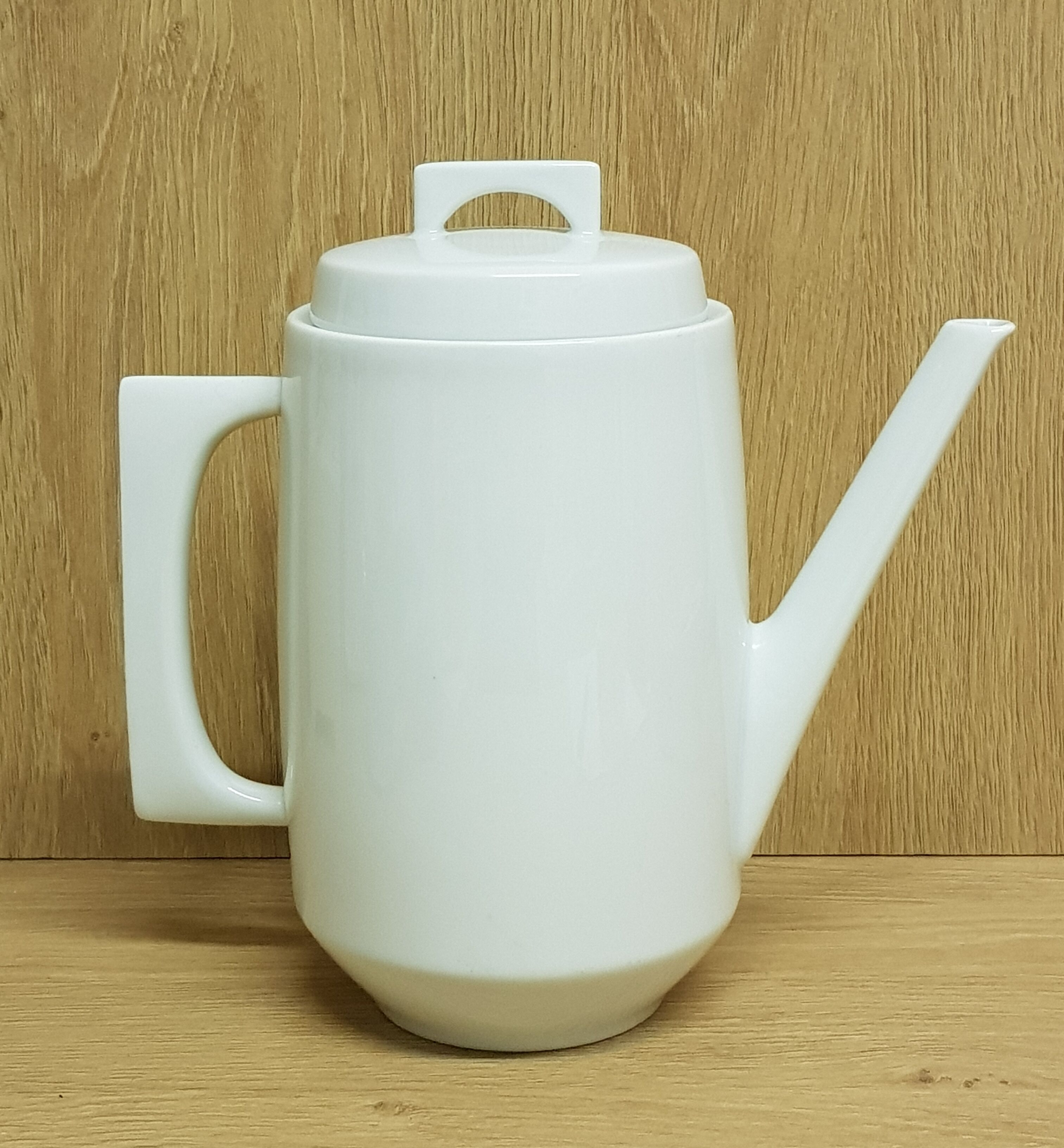 B&Co Limoges "Umbriel" porcelain teapot