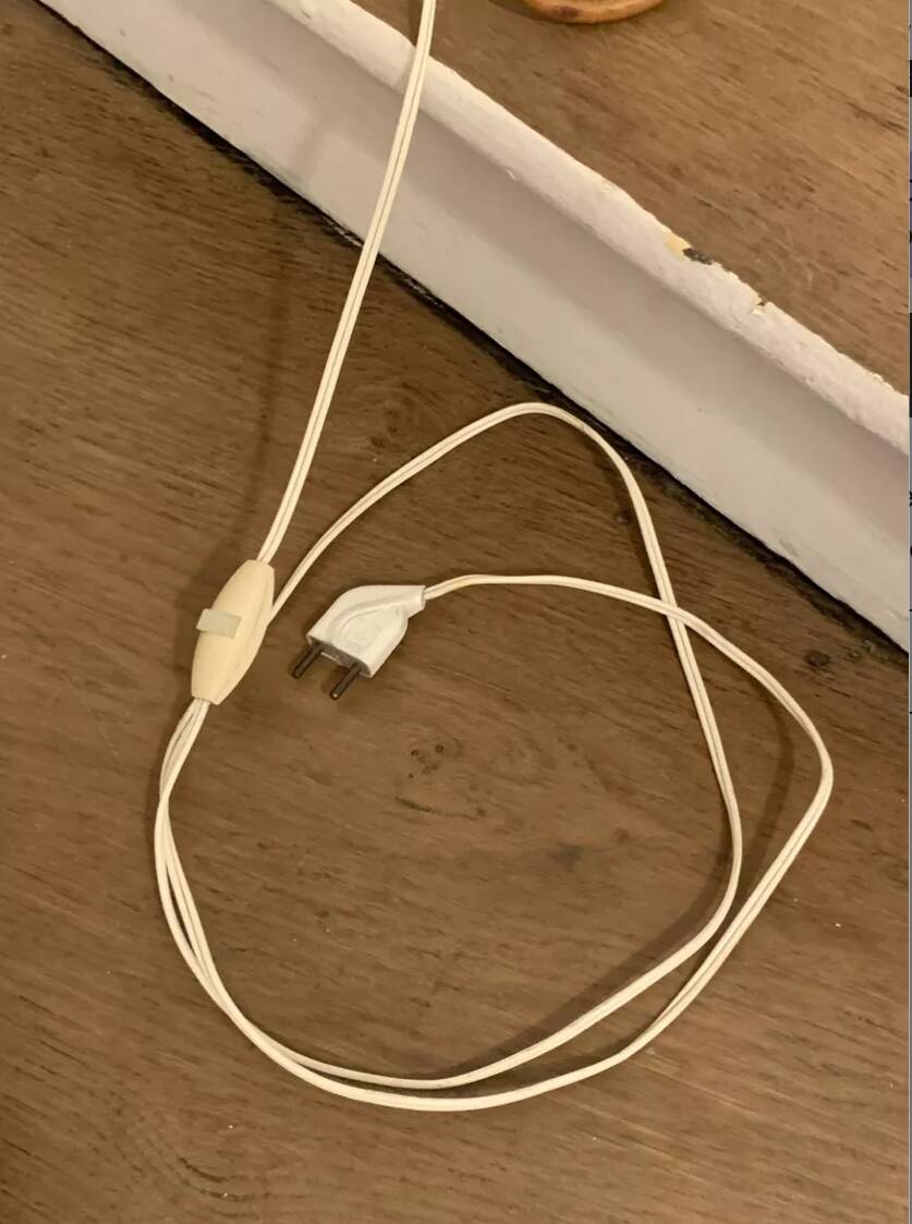 1950s tripod rattan lamp H47