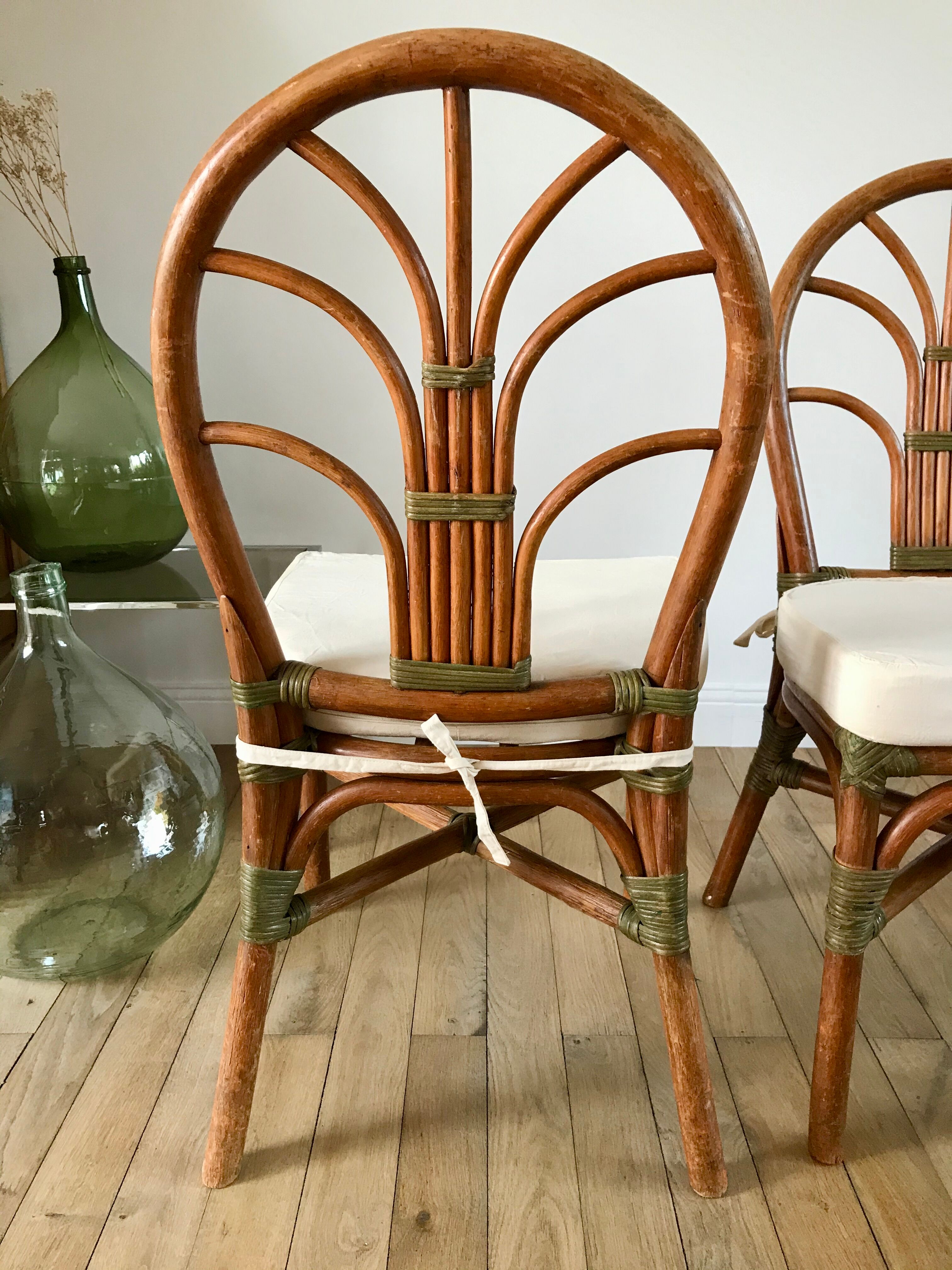 Set of 3 rattan / bamboo chairs with cushions years 1960-1970