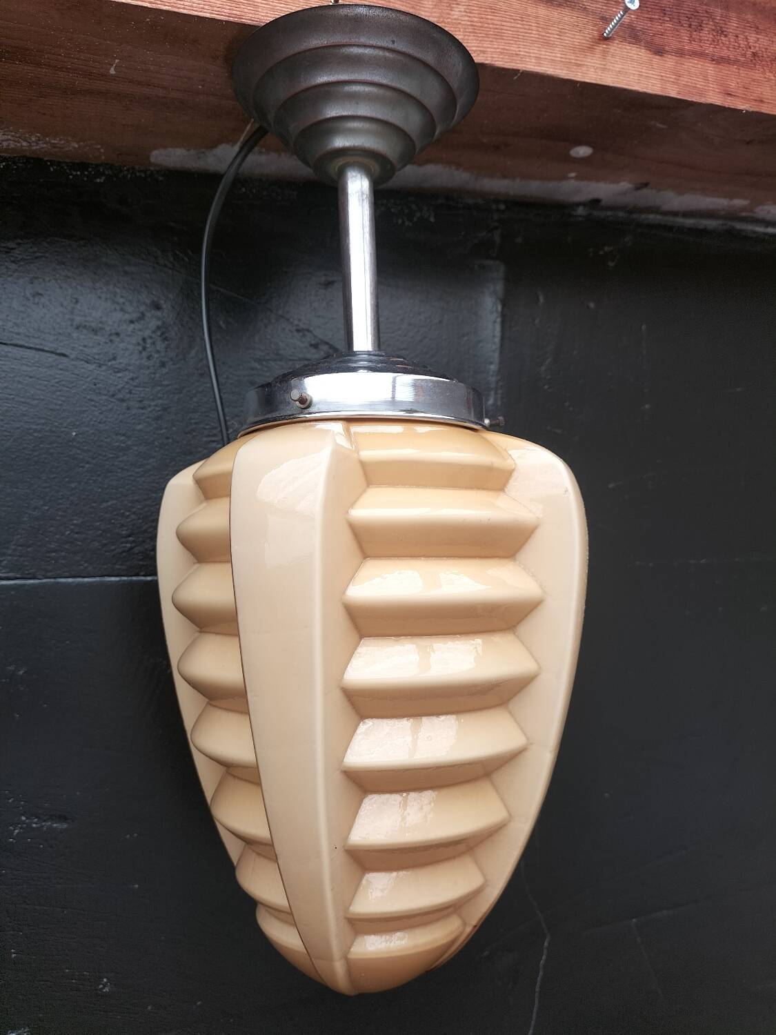 Art Deco suspension