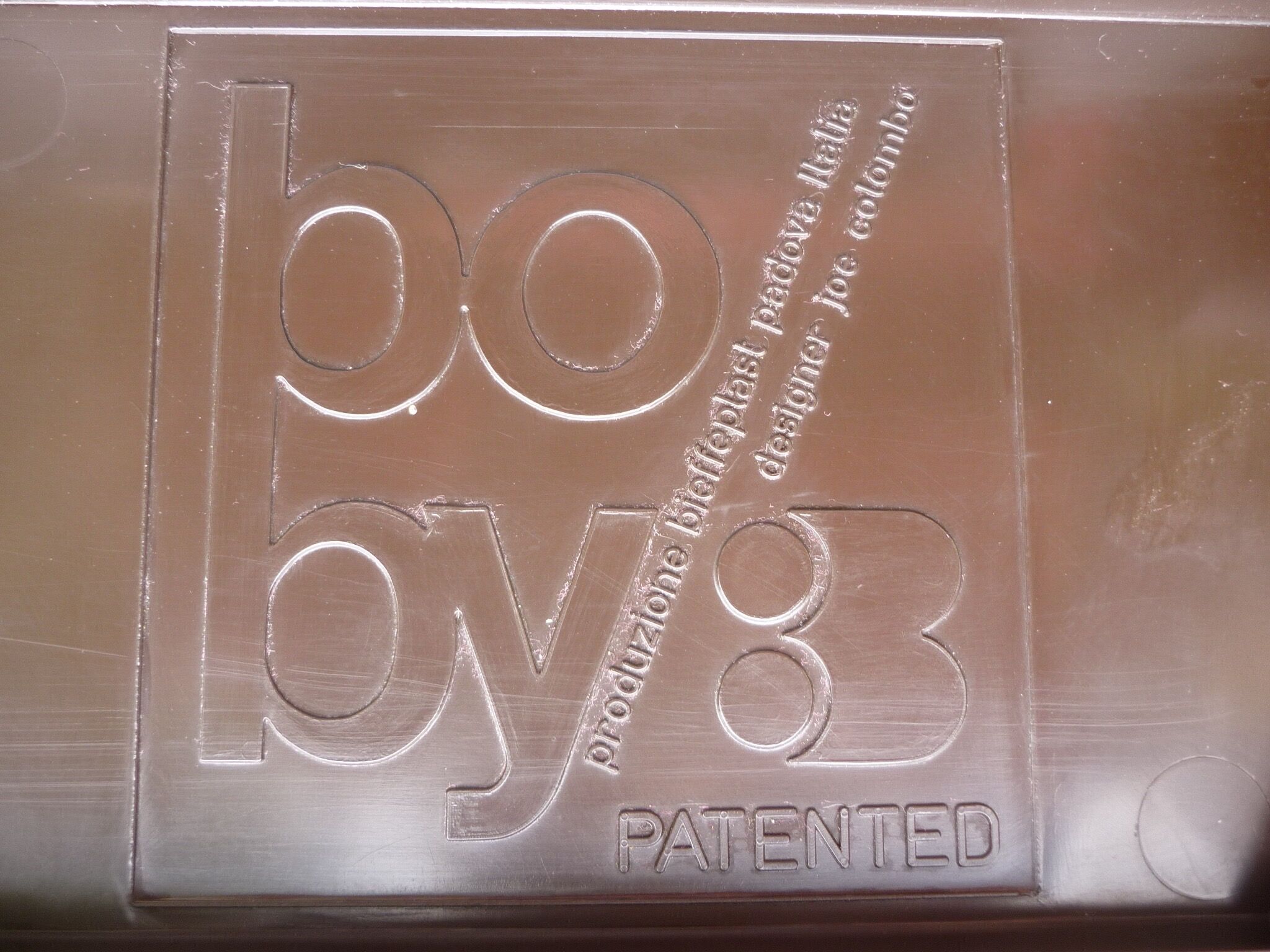 Boby dessert brown design Joe Colombo