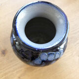 Artisan vase with floral motifs