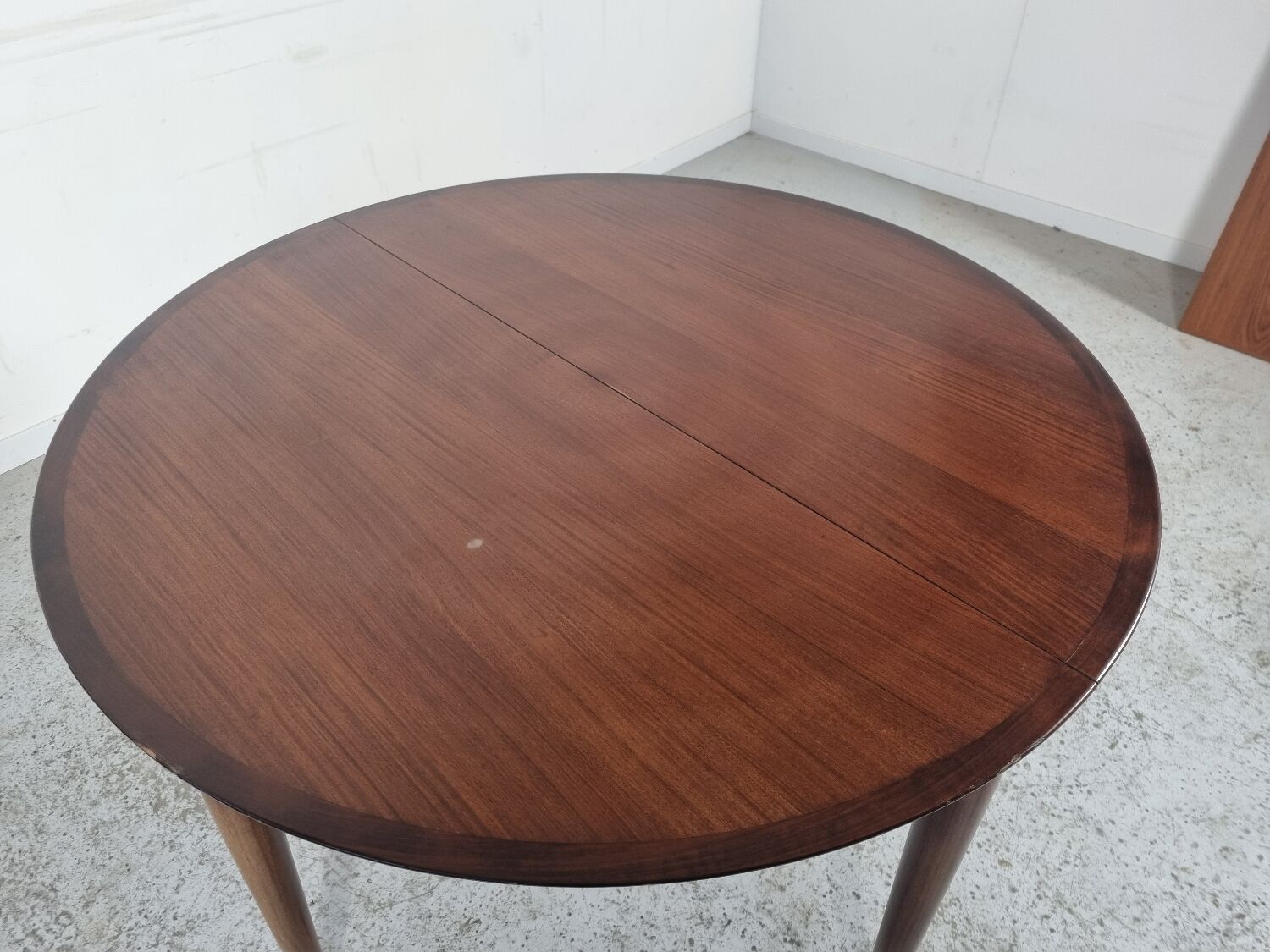 Lubke round rosewood dining table, 60s