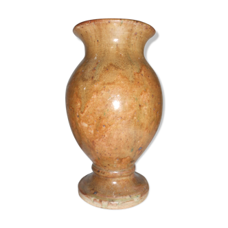sandstone vase the Lucien talbot terminal