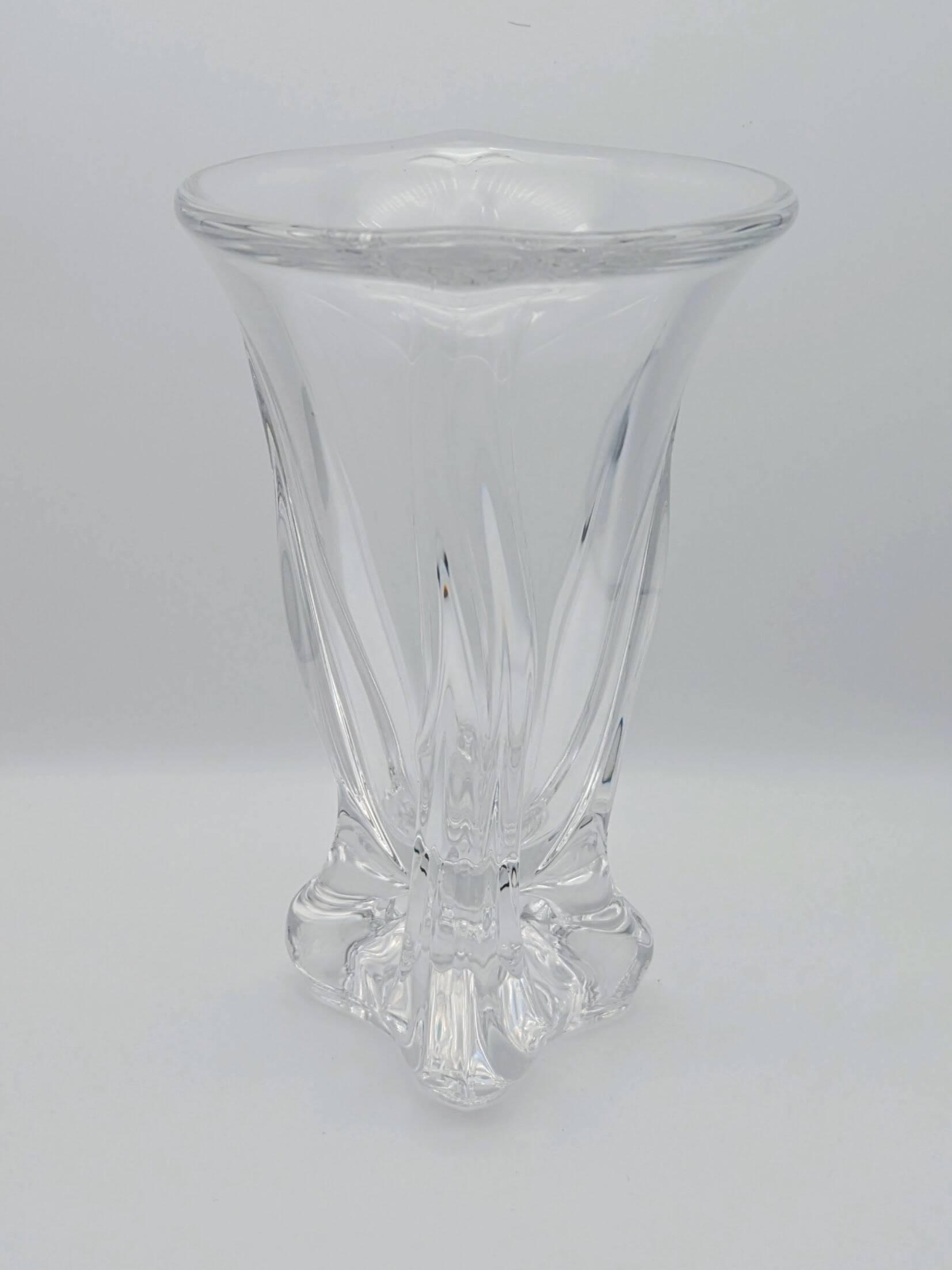 Large Pressed-Moulded Glass Vase "Swan" - Art Deco Style