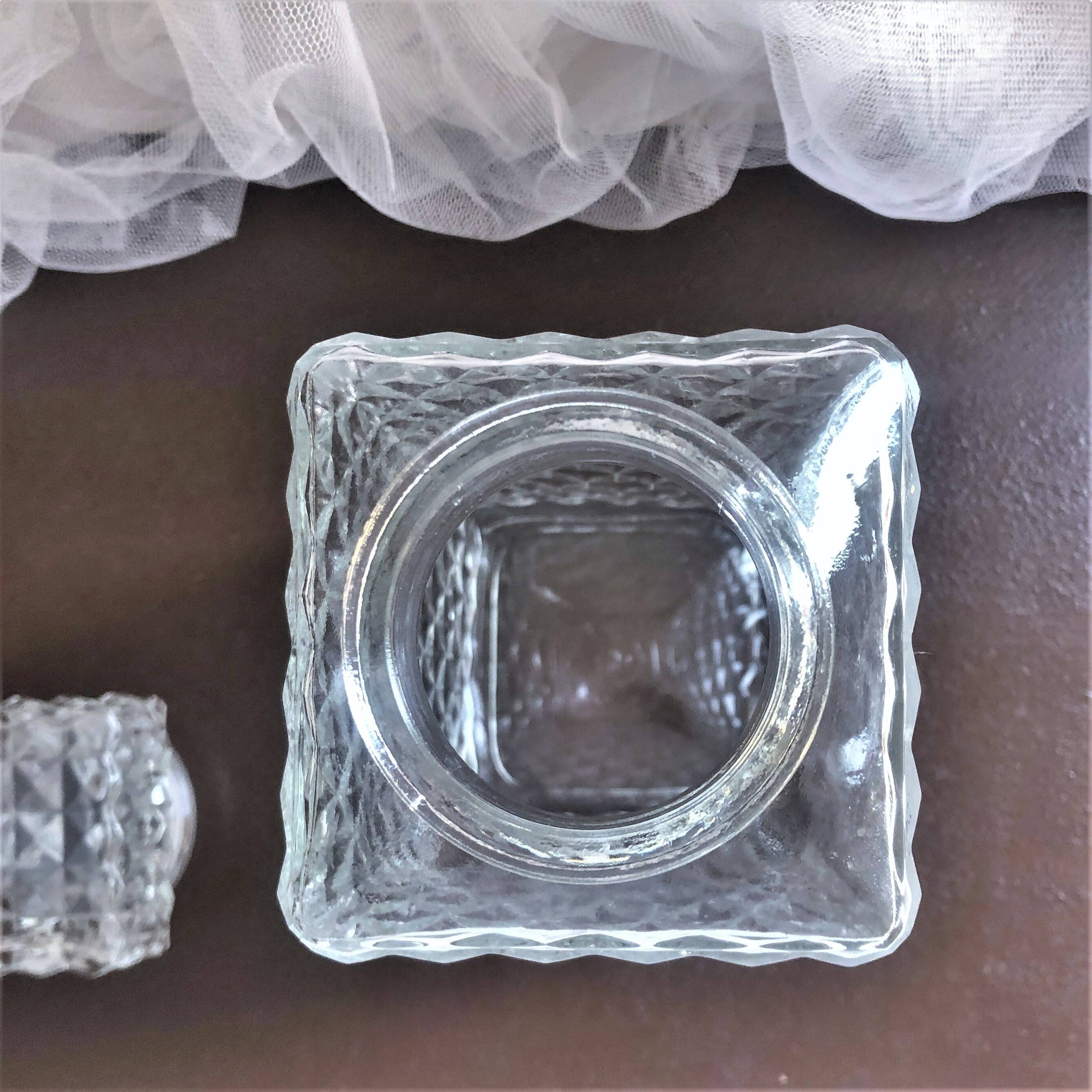 Whiskey carafe or decanter textured crystal glass diamond tip