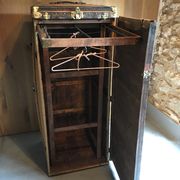 Trunk cabin in wood and fabrics around 1940