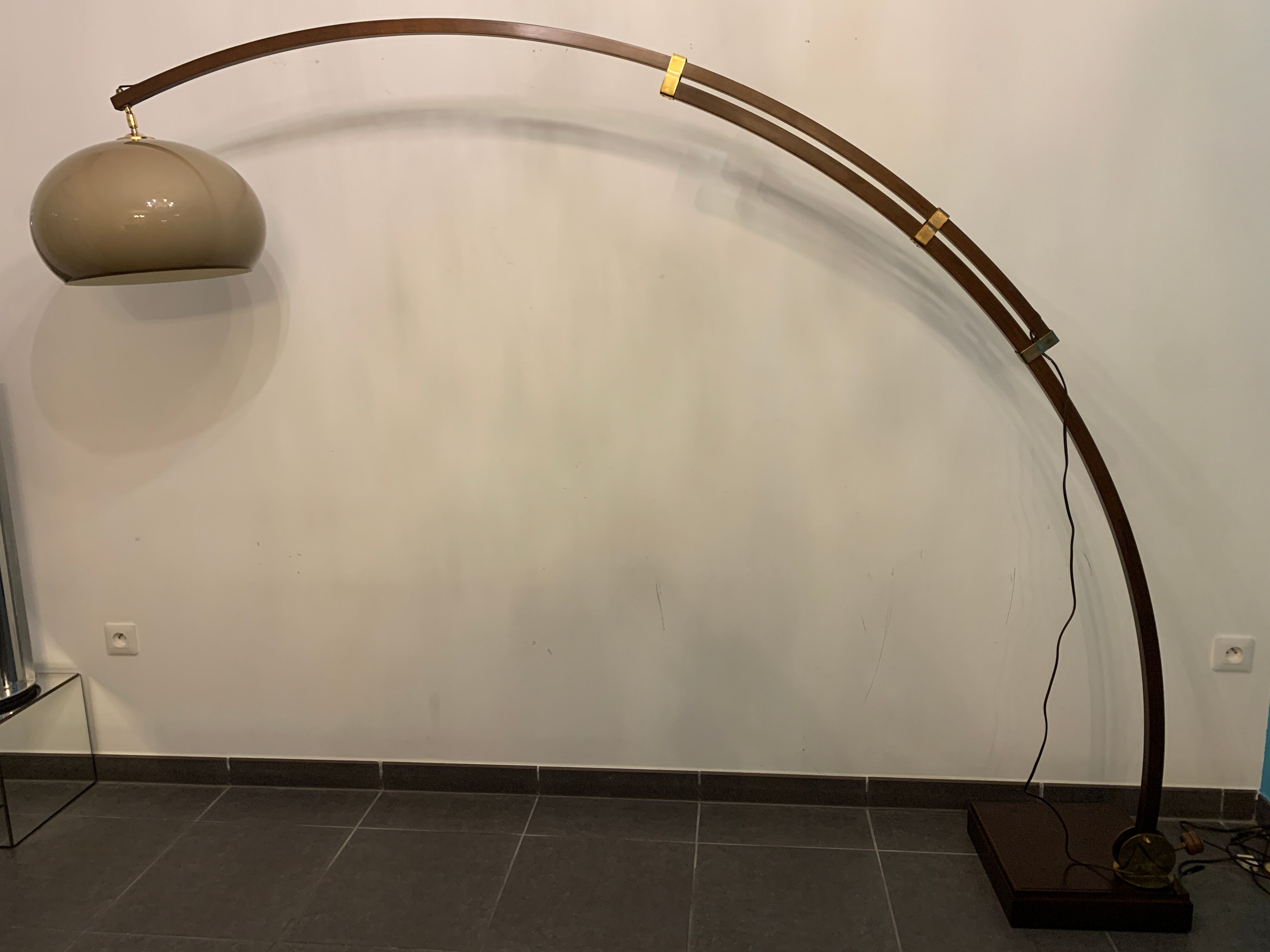 Adjustable and steerable wooden arch lamp lamp 1970