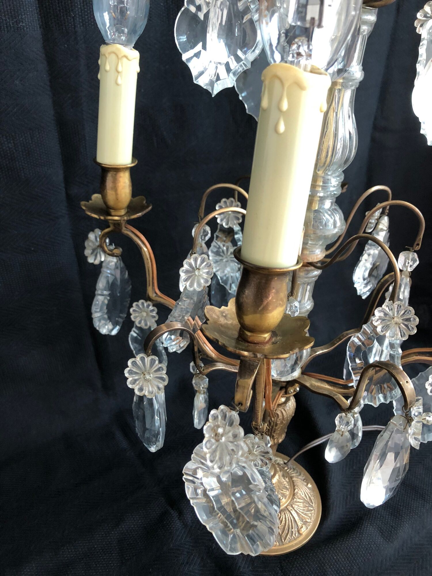 Golden brass girandole - 4 arms of lights - stamps and fleurettes in cut crystal