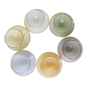 6 tasses et sous tasses
