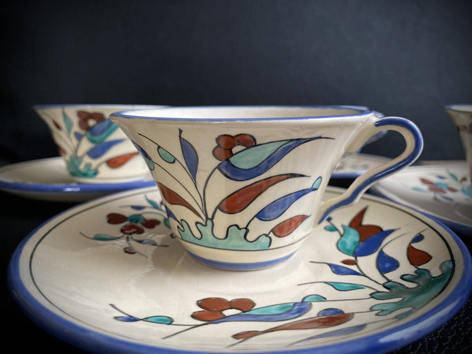 Set of 4 handmade cups and saucers – Hand-painted – Izni style