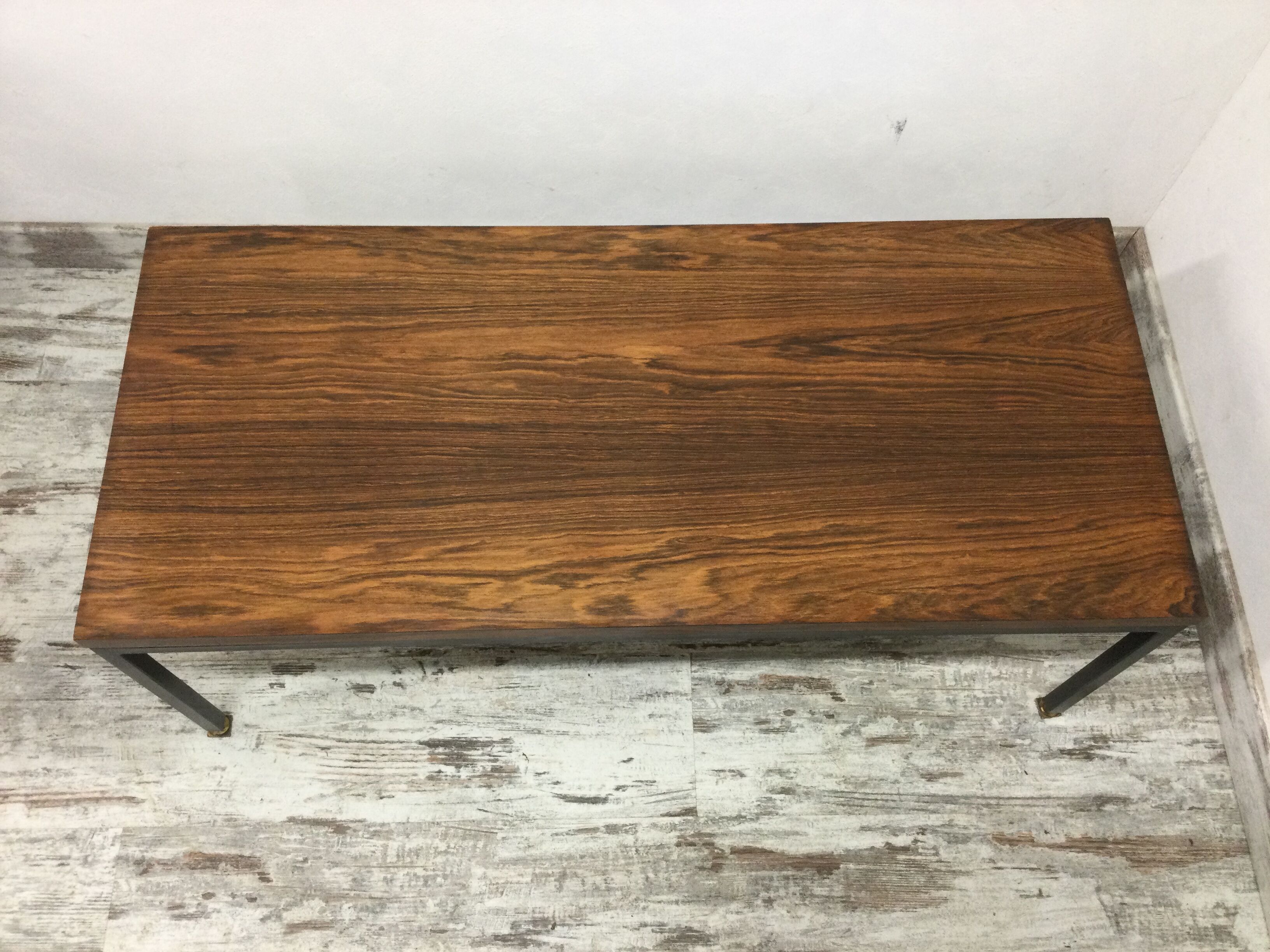 Table basse en palissandre