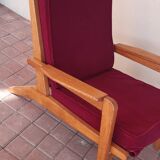 Armchair with armrests