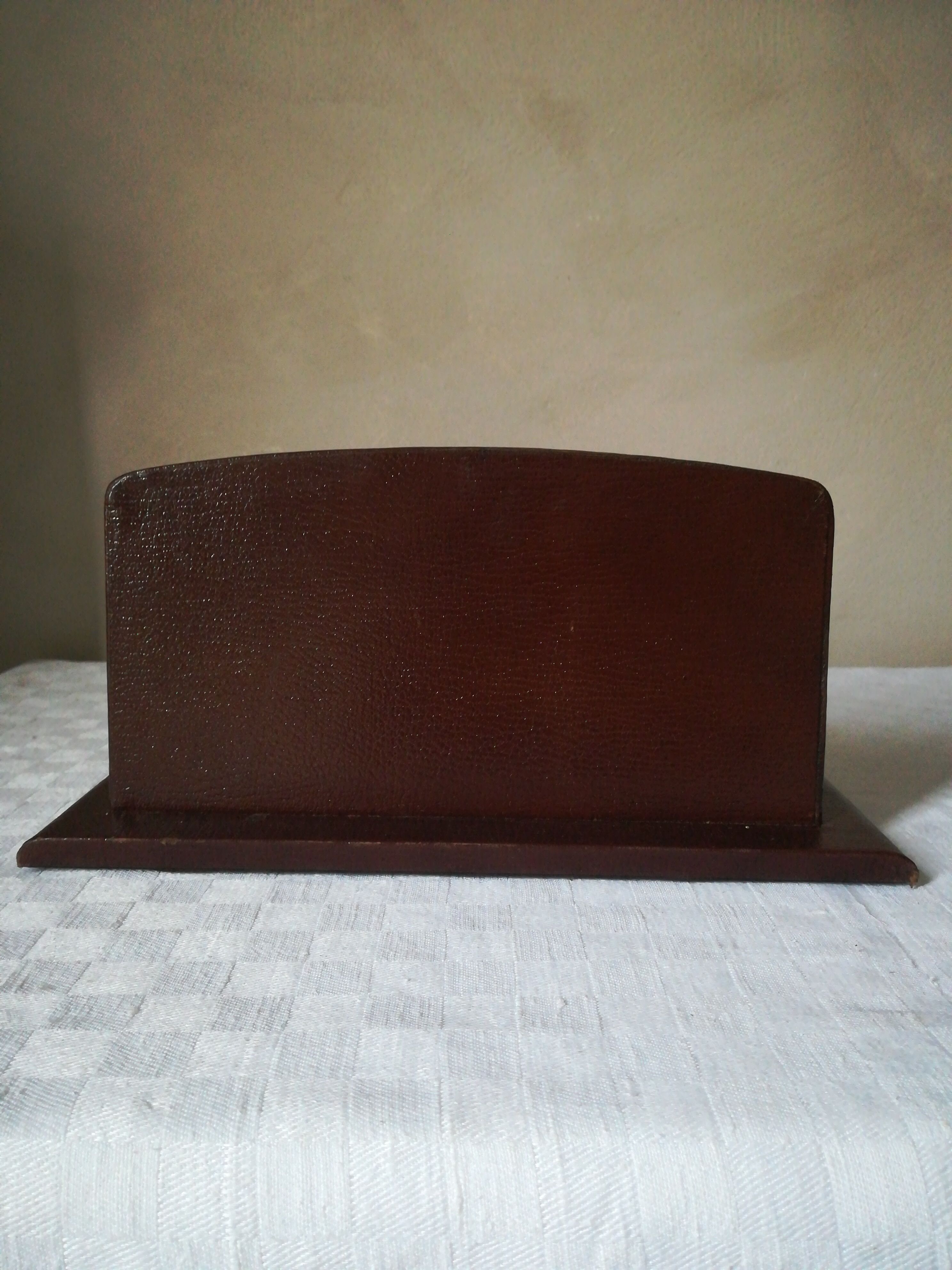 Door mail leather le tanneur